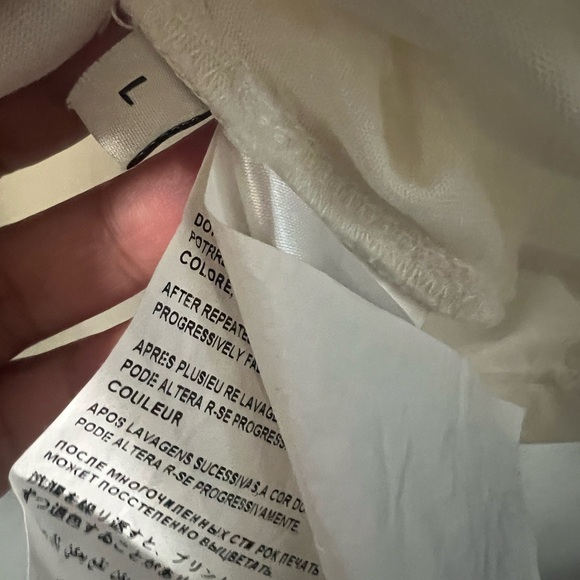 Gucci White Tee with Black Logo - Picture 10 of 11